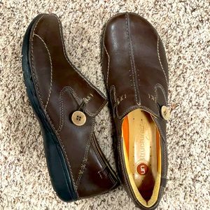 Clarks unstructured slip on